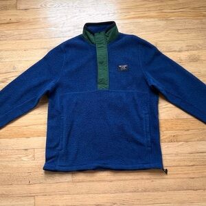 Abercrombie & Fitch Blue and Green Fleece Pullover